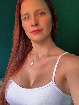 Nikol - Profil à Paris